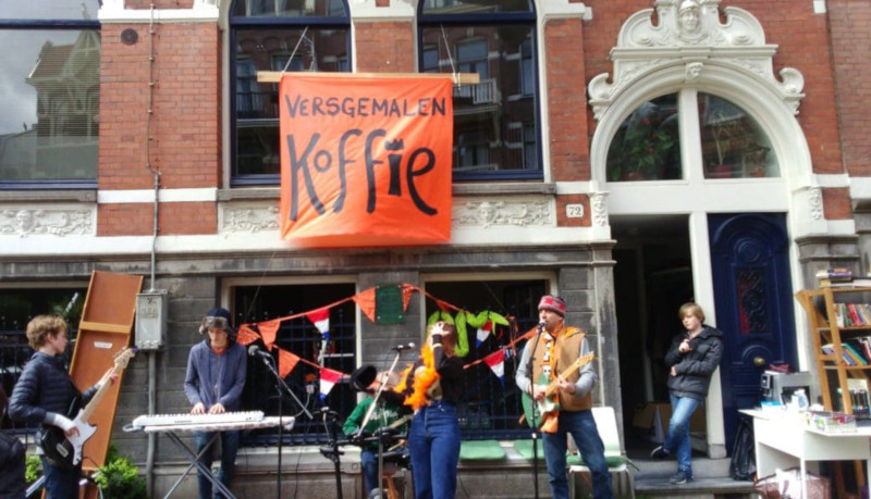 Concerto di strada Amsterdam per il Konin