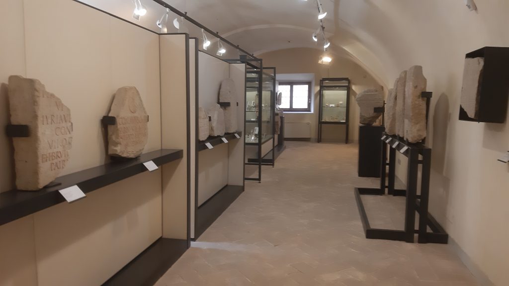 La sezione del Museo archeologico di Palazzo Trinci di Folignol Palas La sezione